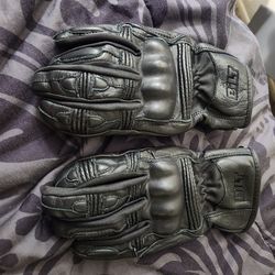 Motorcycle gloves