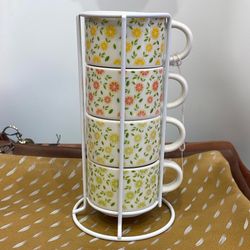Cutest Set Of Vintage Teacups / Espresso Cups 