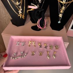 High Quality Luxury Earrings 