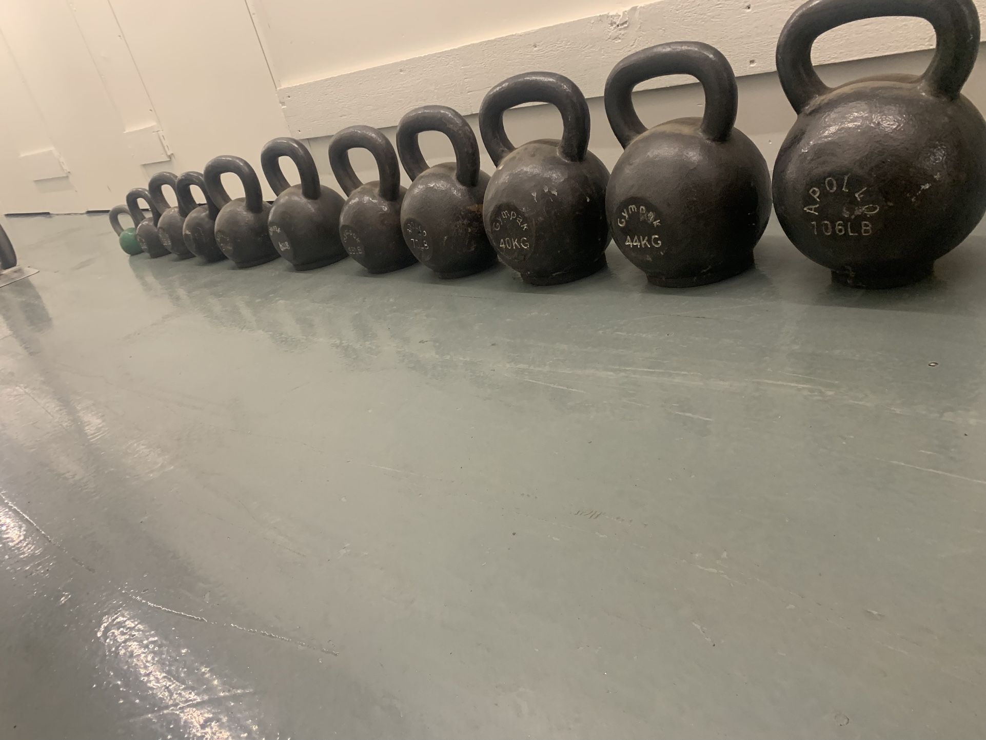 5LBs to 106 lbs 11 pc total vintage Kettle Bells