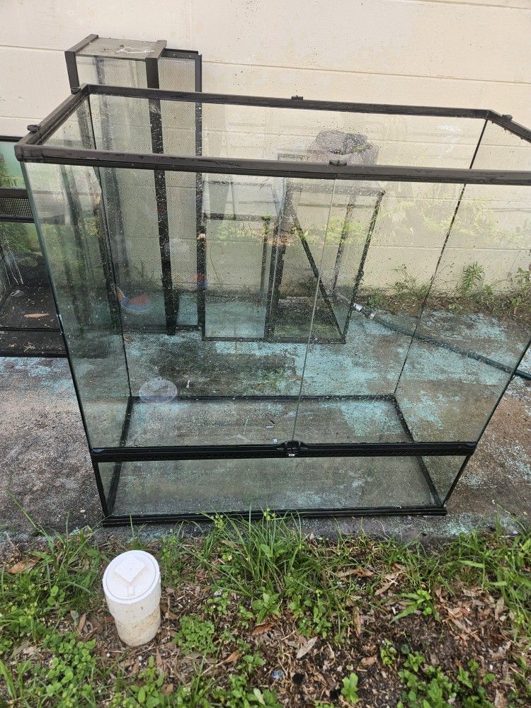 Reptile Tank