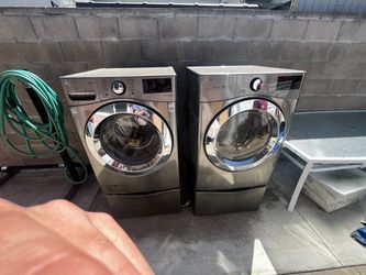 LG Front Load Washer and Dryer Set