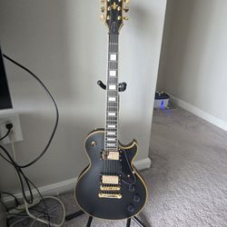 Schecter Solo-II Custom - Aged Black - Modern Classic, Exceptional Tone!