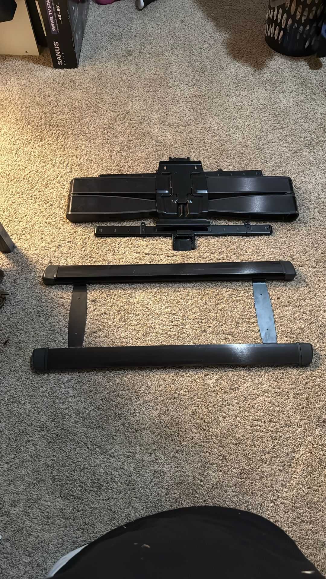 Sanus Full Motion Tv Wall Mount 42”-90” Heavy Duty