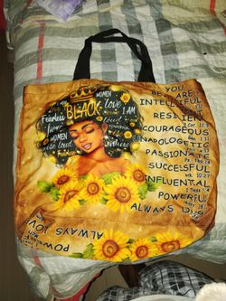 Women's handbag