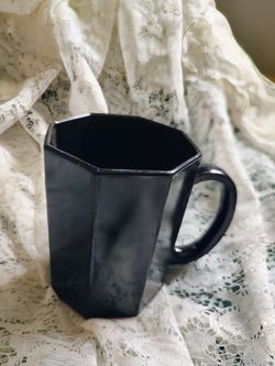 Vintage Arcoroc "Octime" black amethyst glass mug