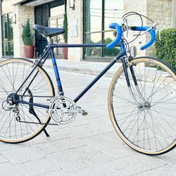 Old School Raleigh Race Bike