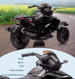 Tricycle/ Three wheeler/ motor bike