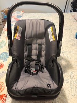 Baby Trend Infant Car Seat