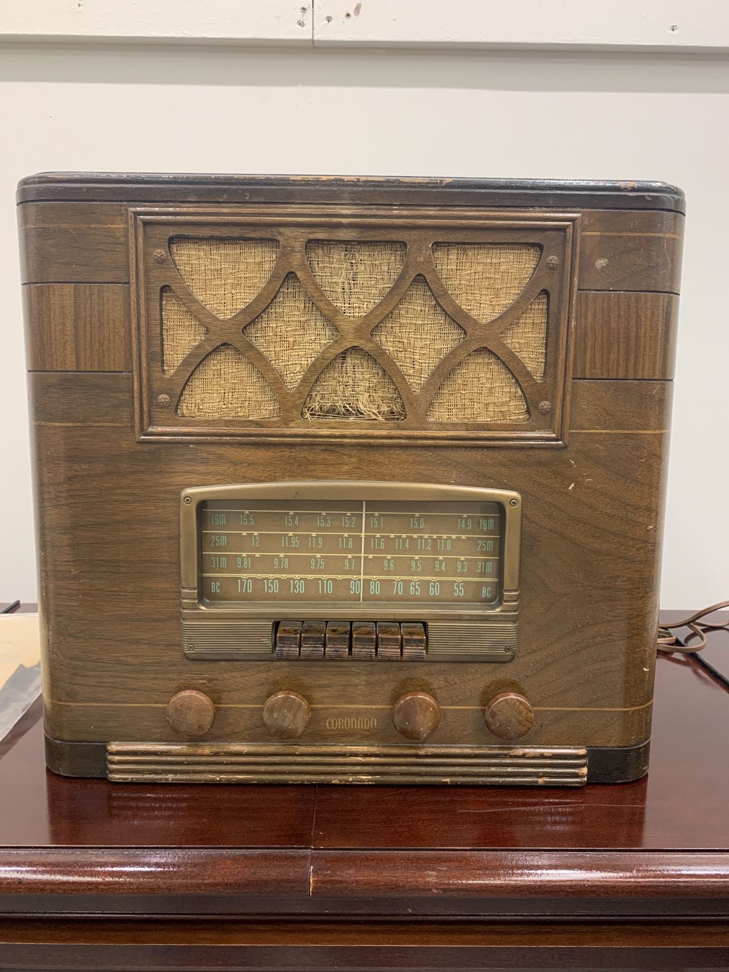 Antique Tube Radio