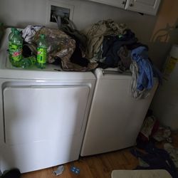 Like New. Works Great. Electric 