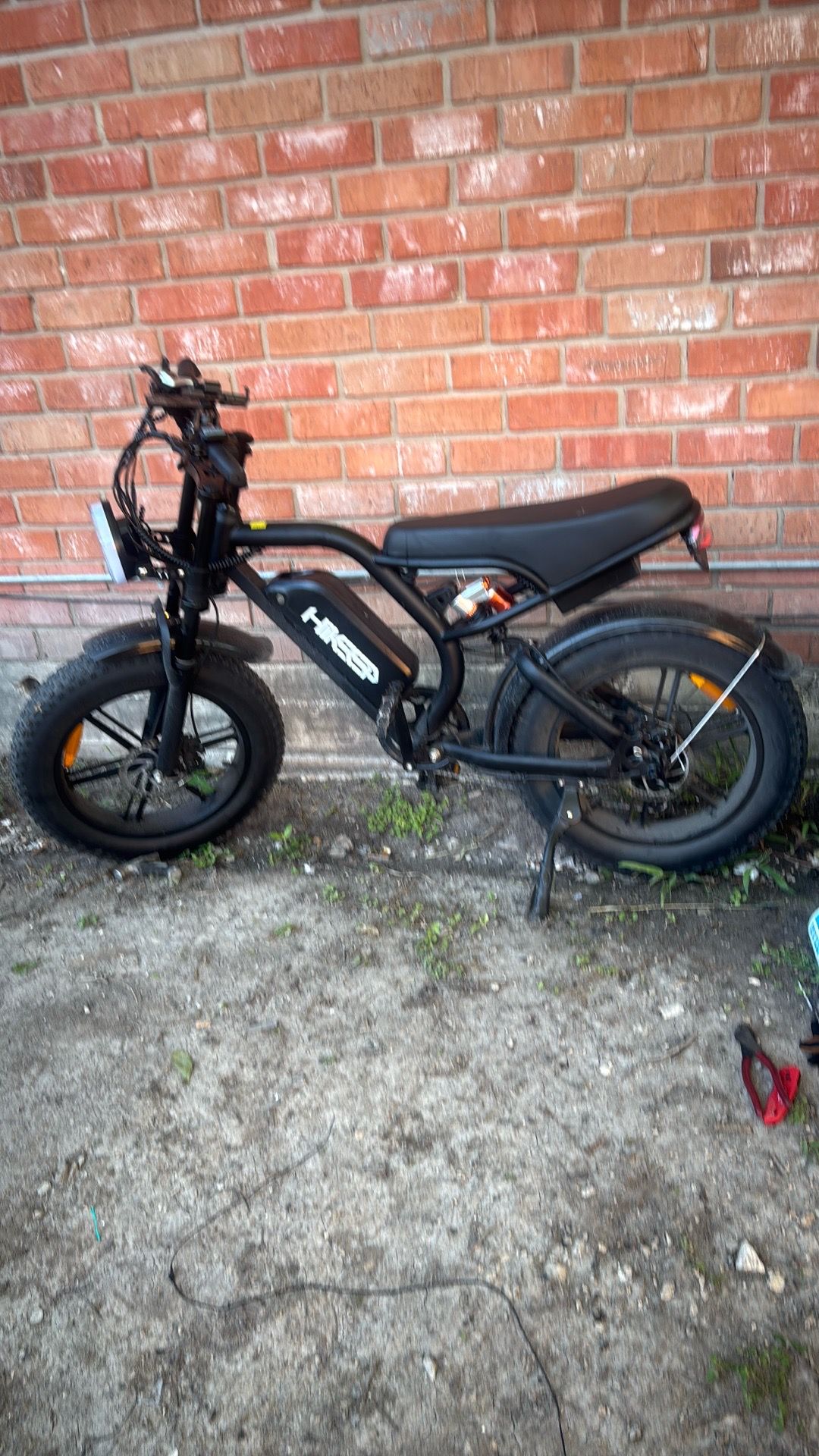 E Dirt bike