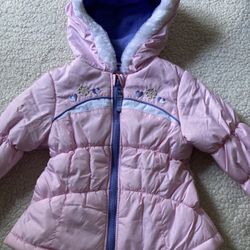 Children’s insulated jacket for 2-3 year old girls, never used.Hhaqueta aislante infantil para ninas de 2-3 anos. Nunca usada