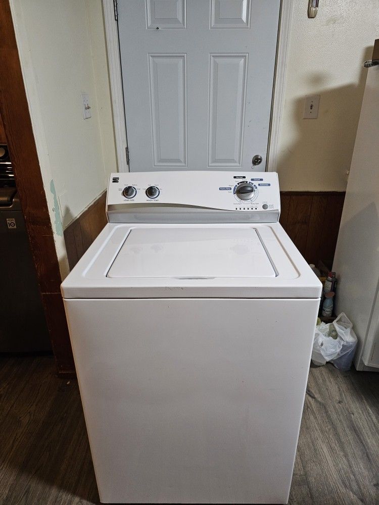 KENMORE WASHER GOOD CONDITION LARGE CAPACITY HEAVY DUTY DELIVERY AVAILABLE FOR EXTRA FEE WE DO REPAIRS
