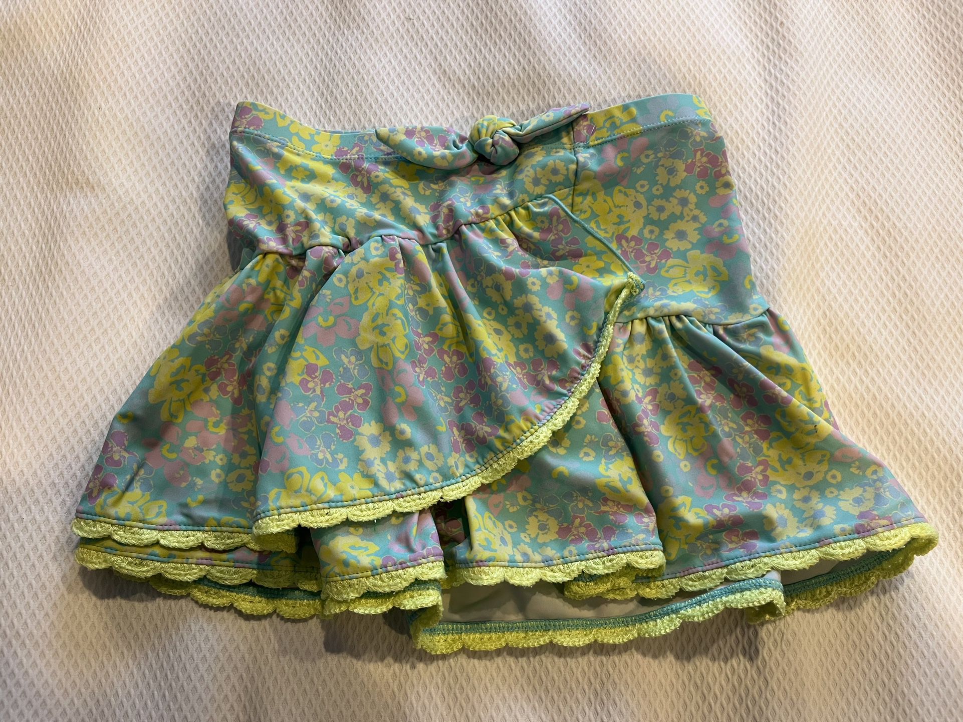Shade Critters Floral Girls Tiered Ruffle Active Skirt Size MD