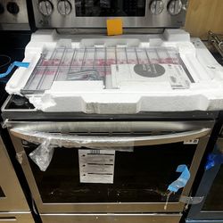 LG Smart wi-fi Enabled Fan Convection Electric Range 