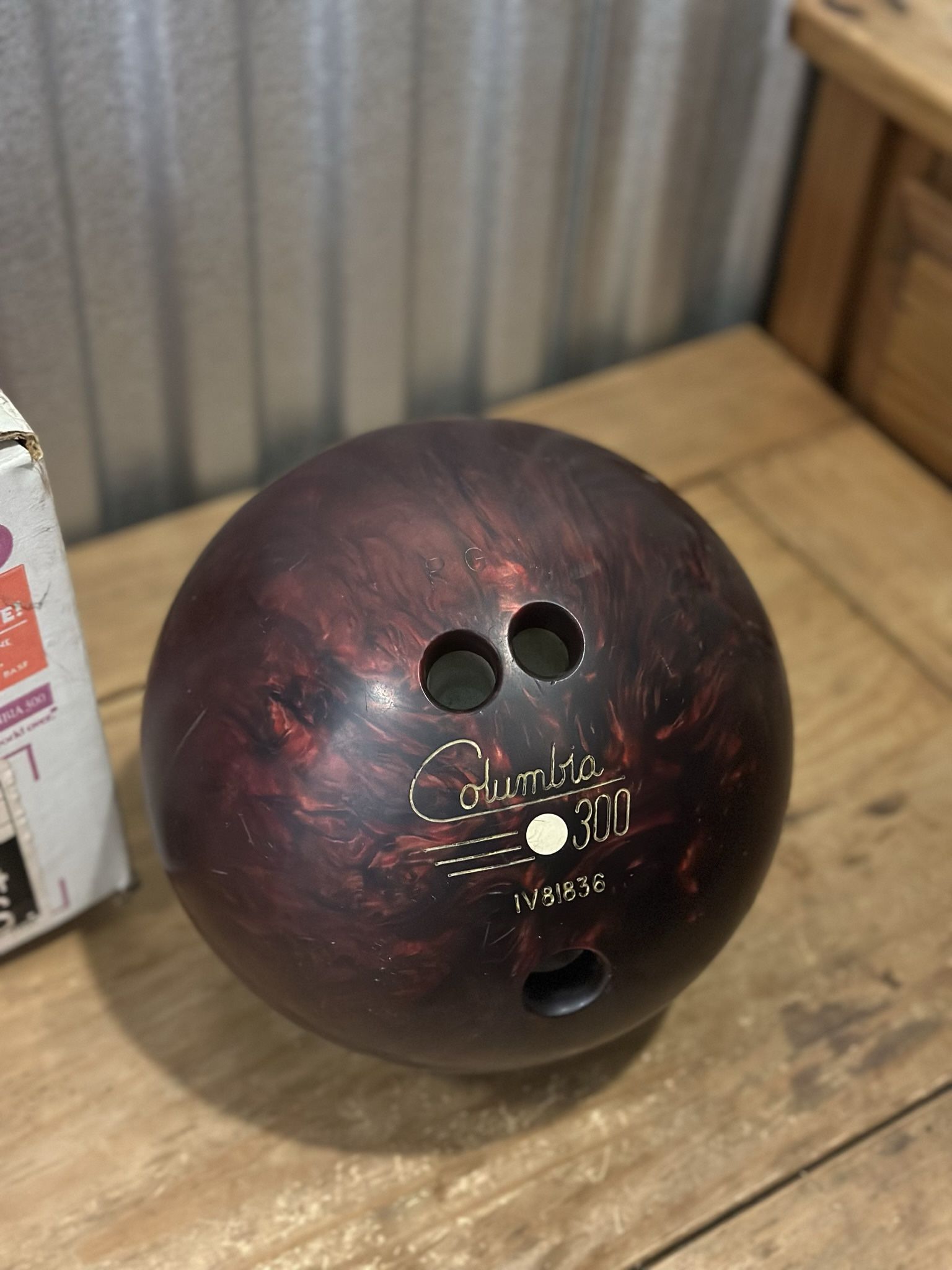 Columbia 300 Pearlized Purple Beast Bowling Ball – 14 lbs 3 oz (With Box)
