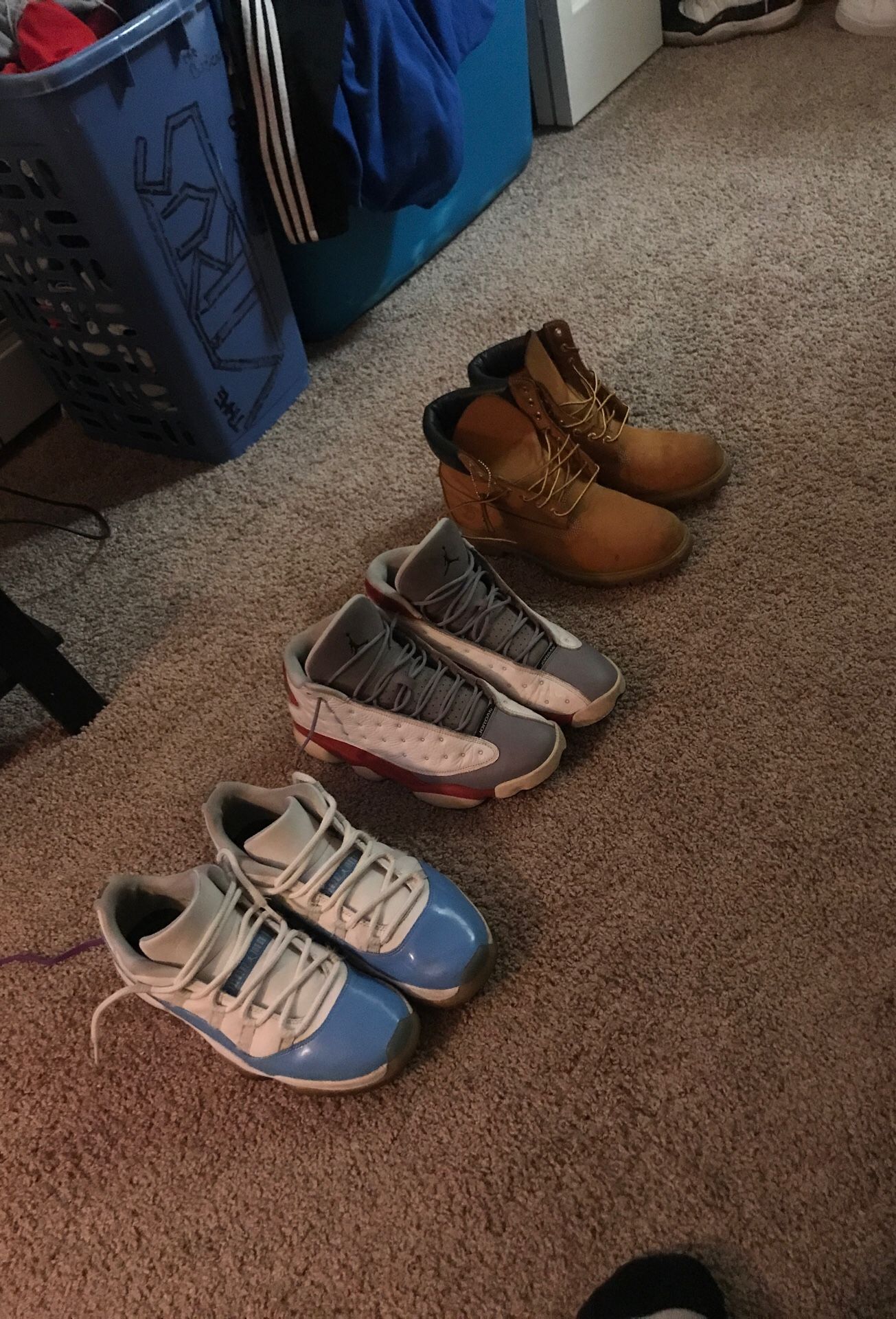 Jordans/timbs