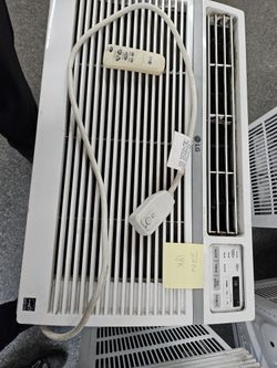 AC 17,000 BTU 220 Great Condition 
