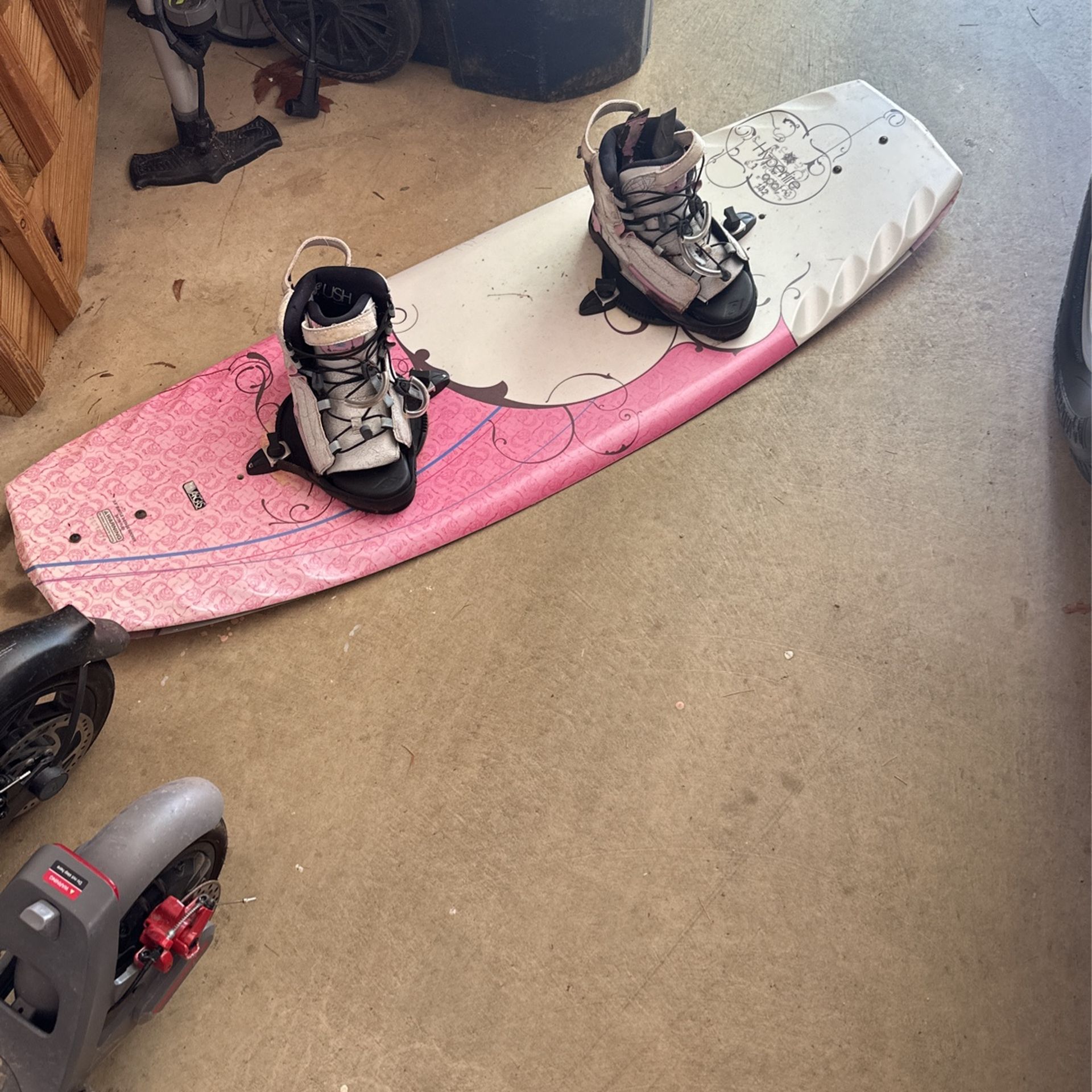 Hyperlite Women’s Pink Wakeboard