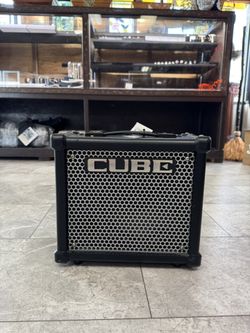 Roland Cube-10GX