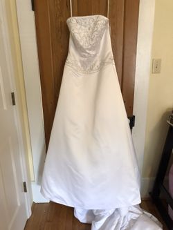 Wedding dress David’s Bridal size 12