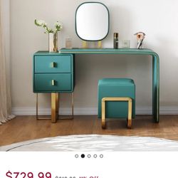 Brand New Designer Vanity and Mirror Set