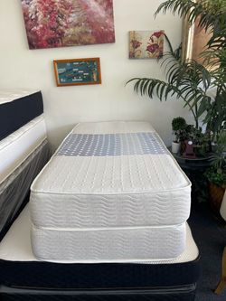 Twin mattress
