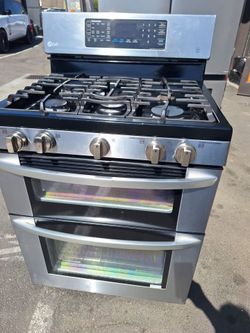 LG DOUBLE OVEN STOVE RANGE(USED)