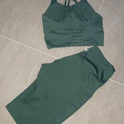 WOMEN'S WORKOUT