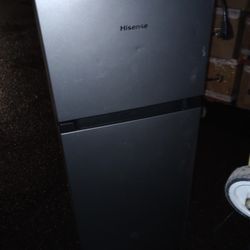 Mini Fridge ( Heinsen)