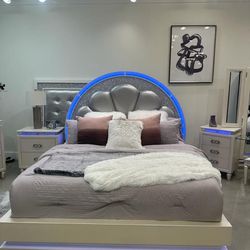 White Bedroom Set With LED Lighting King Queen Bed Dresser Mirror Nightstand 