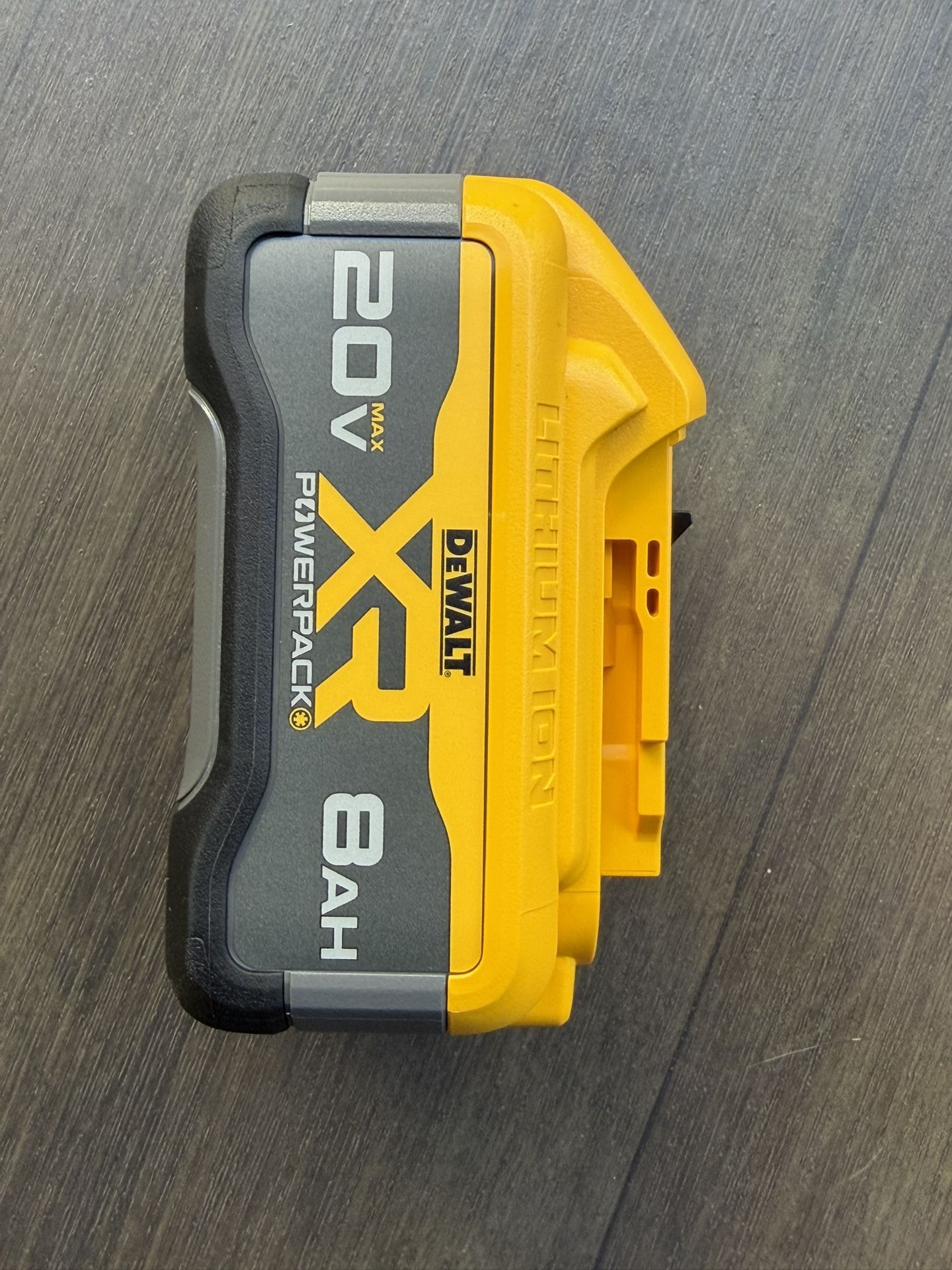 DEWALT 20V MAX XR POWER-Pack Lithium-Ion 8.0Ah Battery (1-Pack)