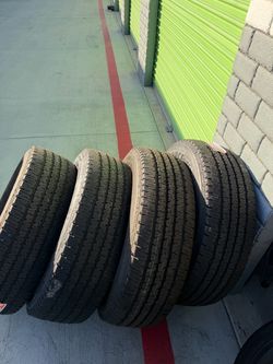 275/70/18Used tire