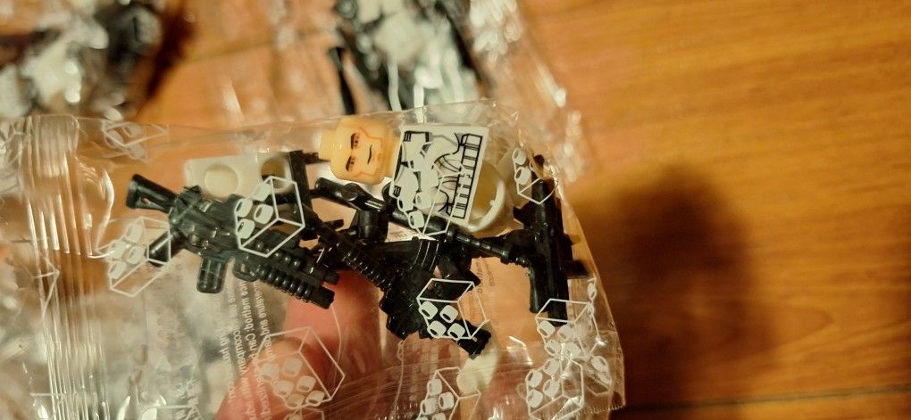 Fake Lego Clone Troopers
