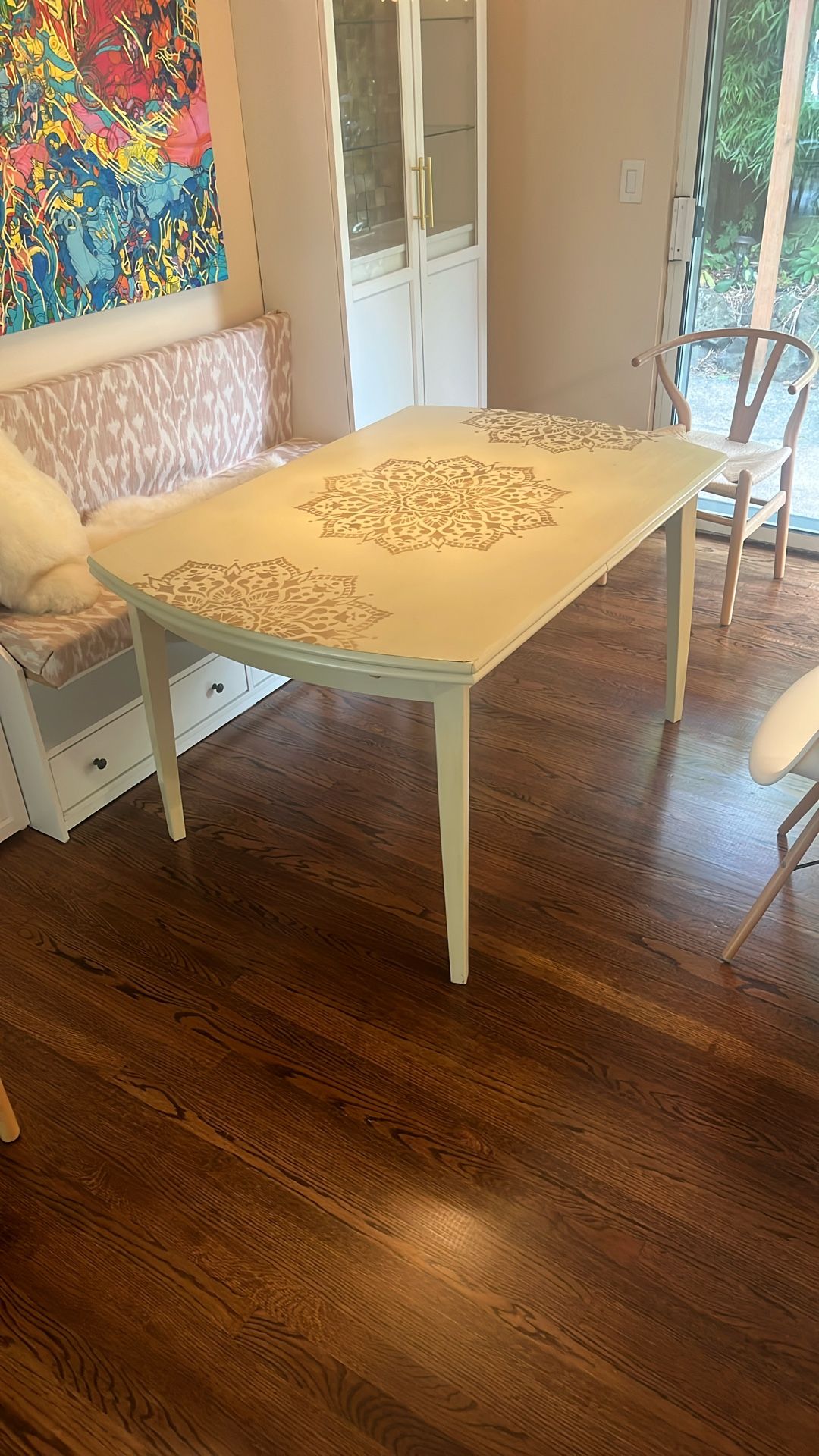 Cool mandala Extendable Table
