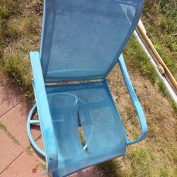 Free Ripped Lawn Chair 