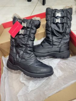 Brand New Never Wear Before Size 6.5
