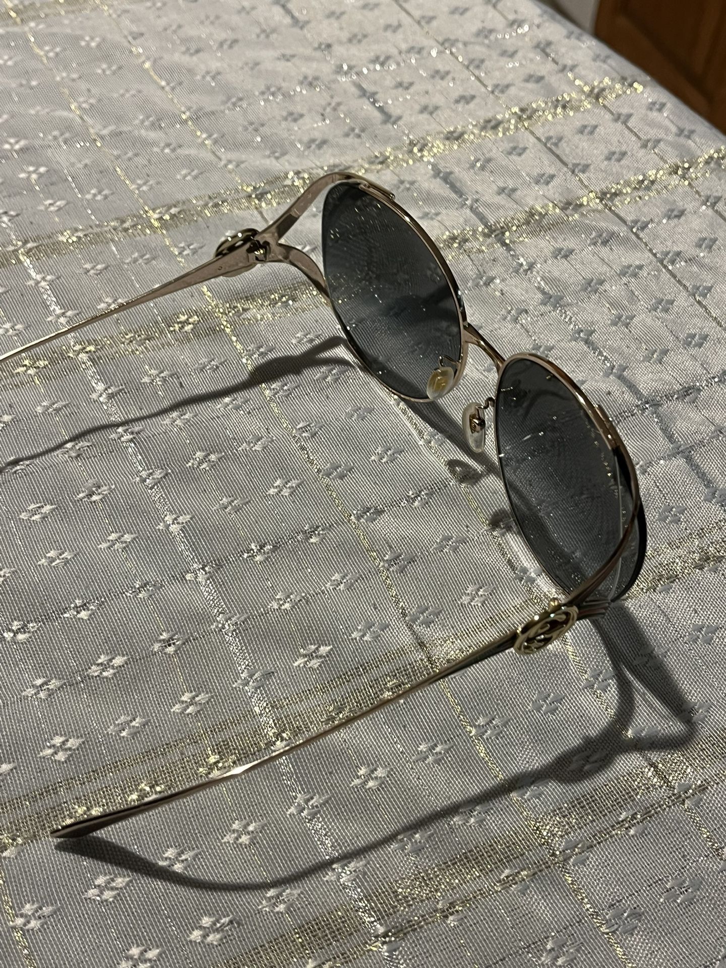 Woman’s Gucci Sunglasses