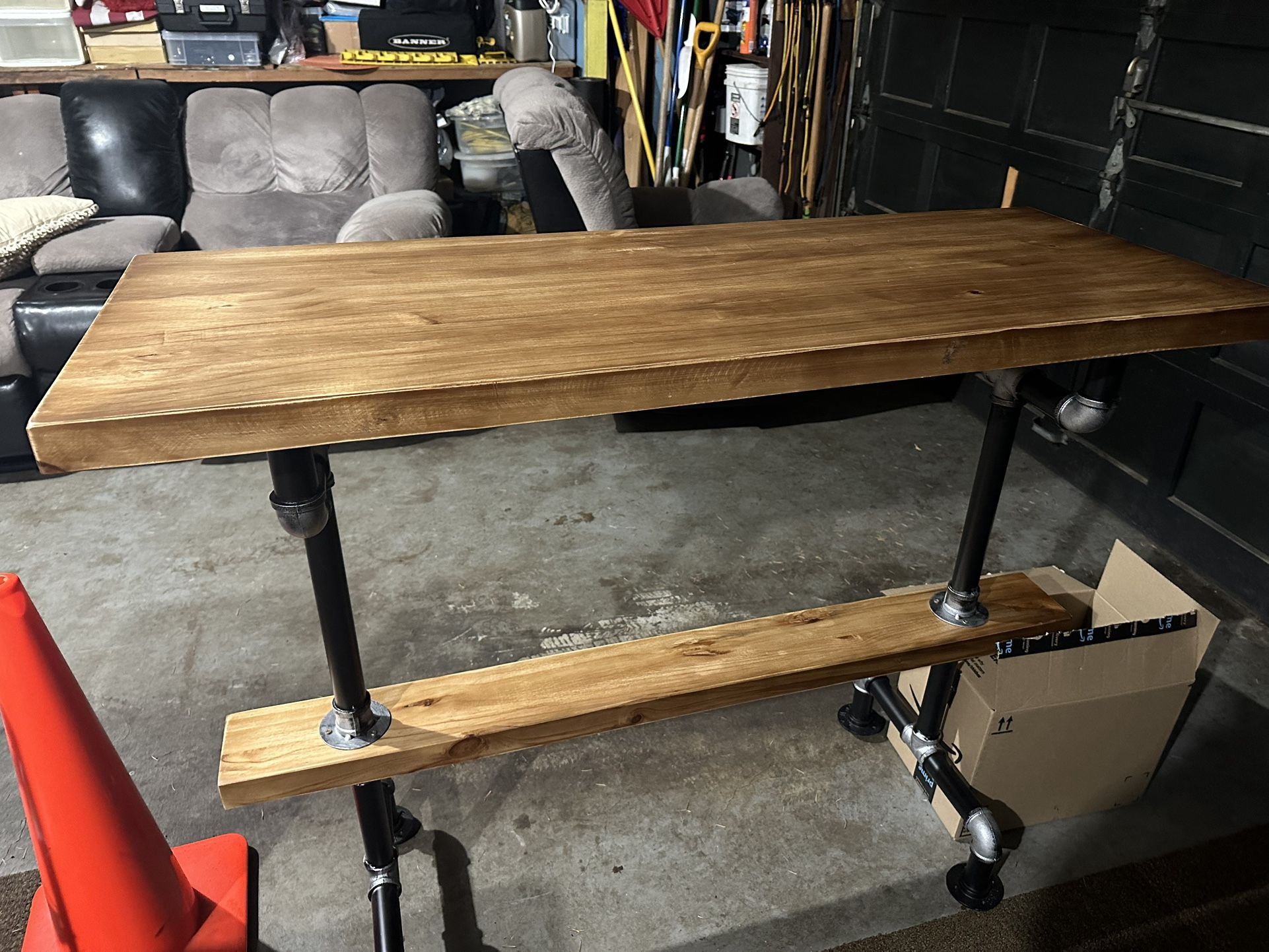 Tall Dining Room Table With Four Stools