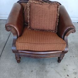 Thomasville Chair