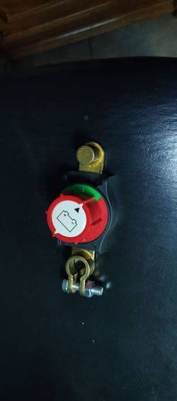 Battery disconect