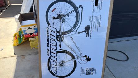 Infinity boss three disc unisex bicycle.