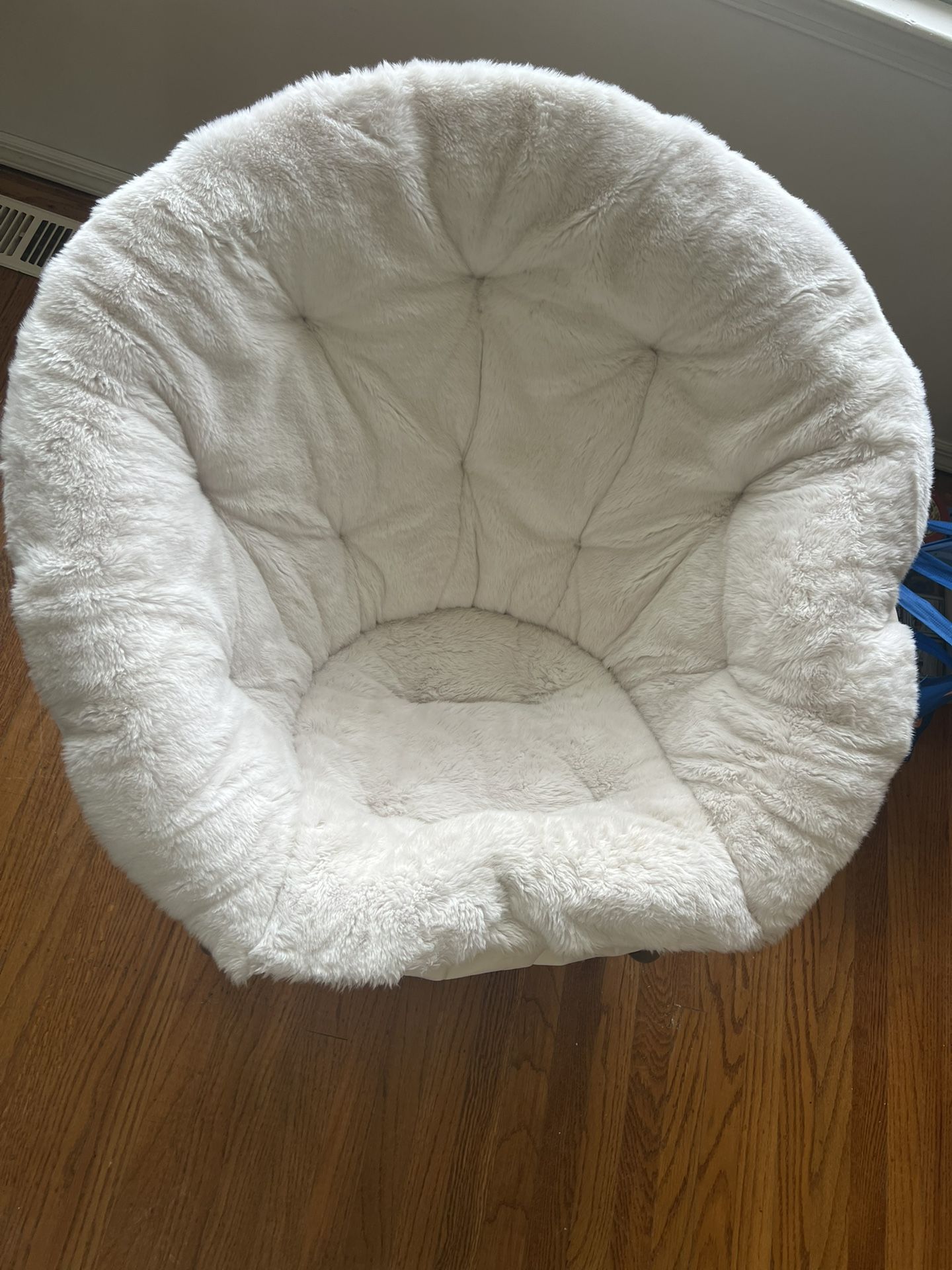 Fluffy Faux Rabbit Fur Pottery Barn Chair For Kids/teens