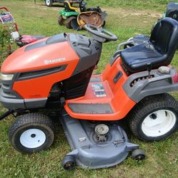 Husqavarna LTG  2654 riding Mower 