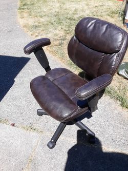 Office desk chair brown vinyl rolling adjustable