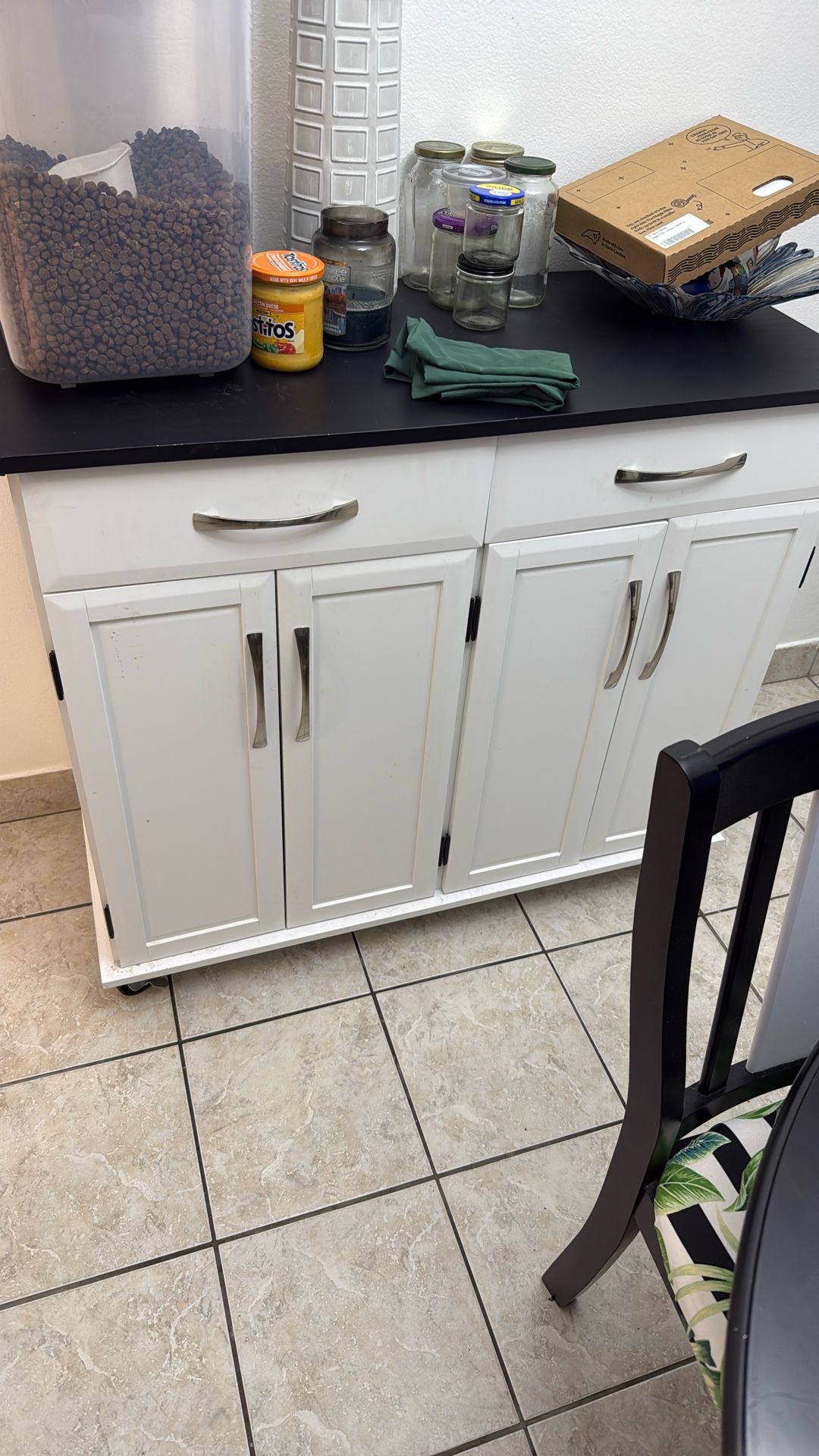 Island kitchen cabinet