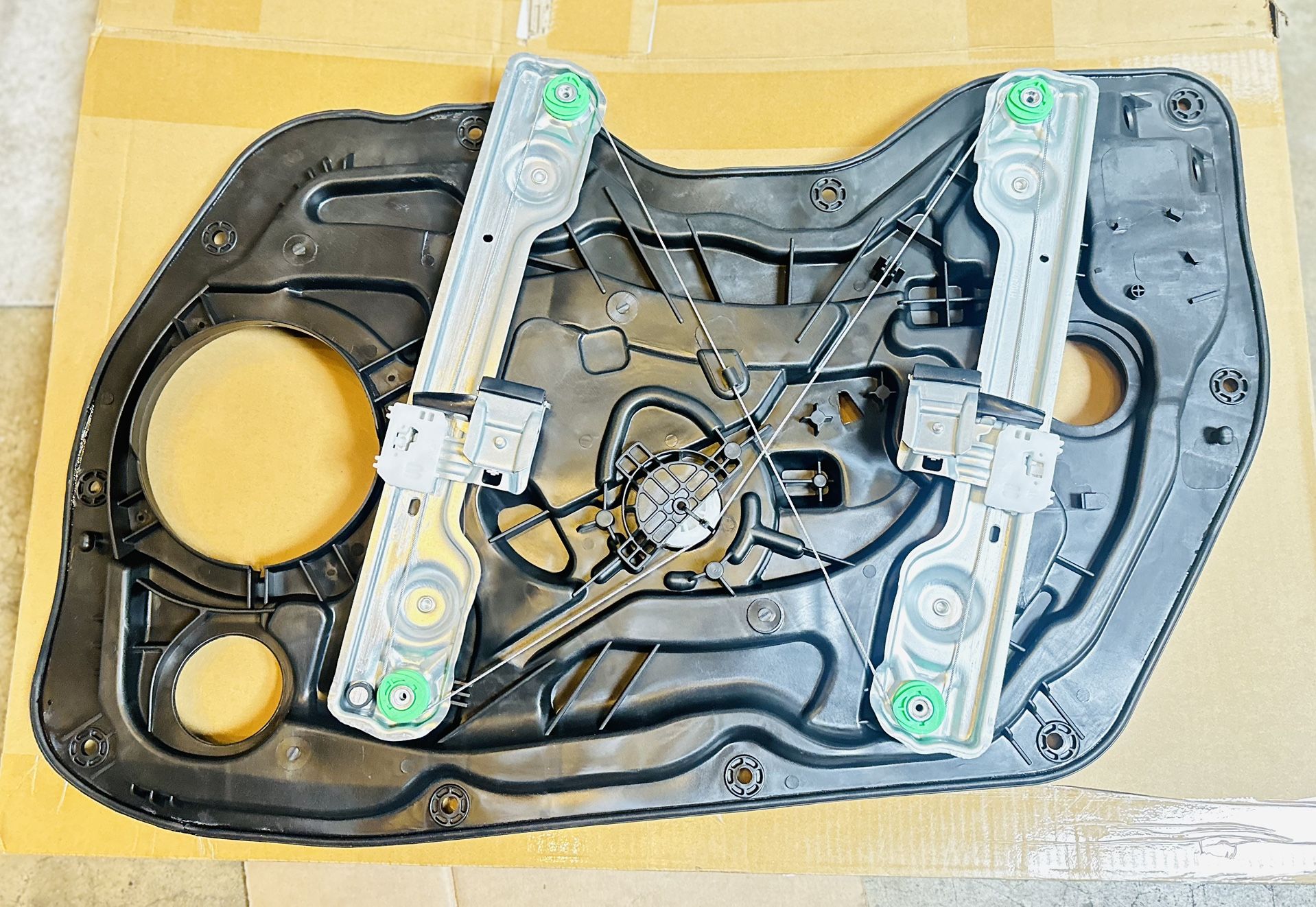 For 2011-2016 Hyundai Elantra Window Regulator Front Left 93661SCGS WR71310-C