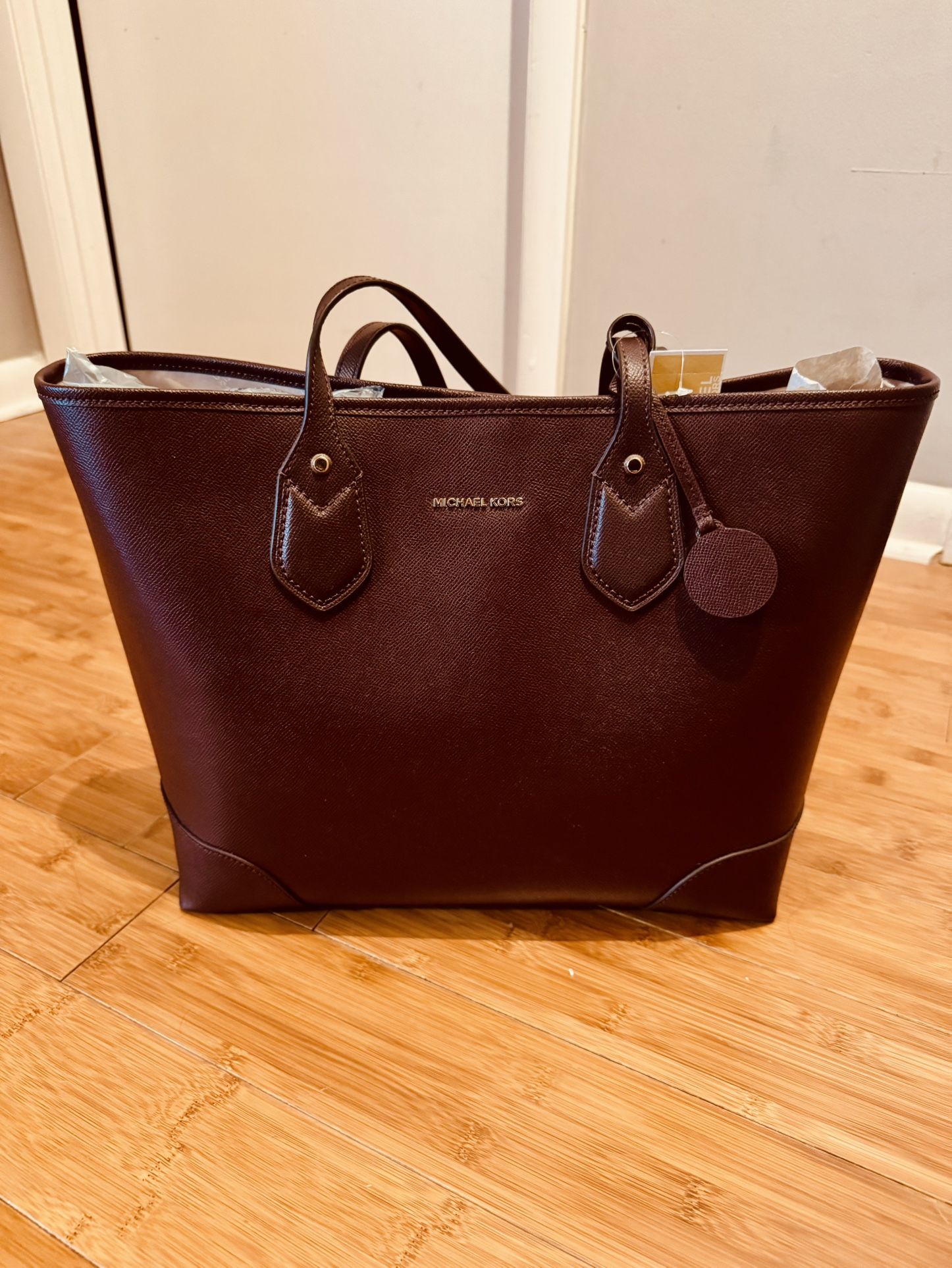 New Michael Kors Saylor Large Tote Bag