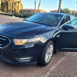 2014 Ford Taurus